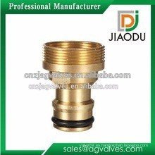 Conector de tubo de cobre de precisión de latón DN8 o DN10 para tuberías fabricadas en china